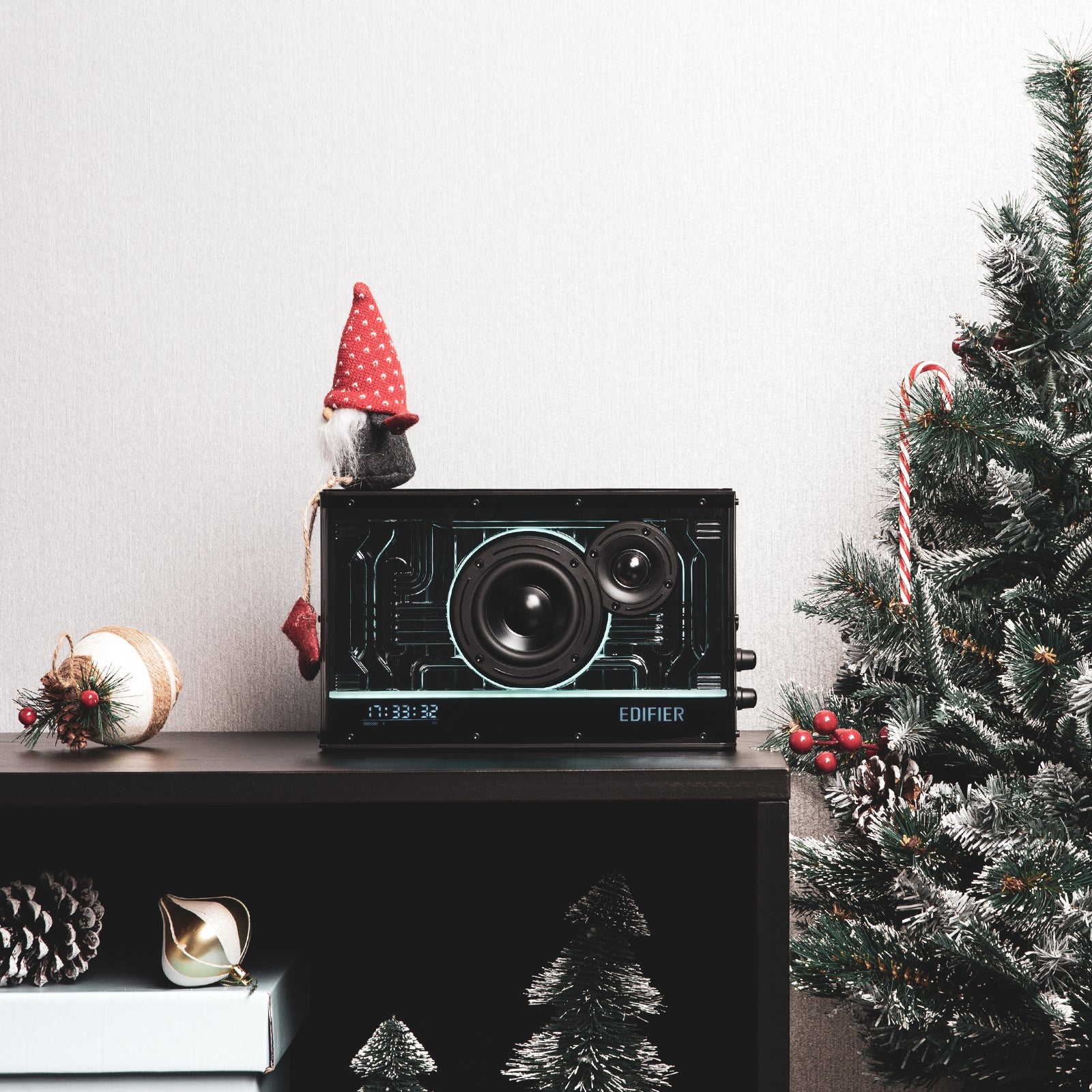 Edifier QD35 Tabletop Bluetooth Speaker, Hi-Res Audio & Hi-Res Audio Wireless Certified Computer Speaker, 35W GaN Ultra-fast Charging, Splendid Light Effects Home Speaker for Phone