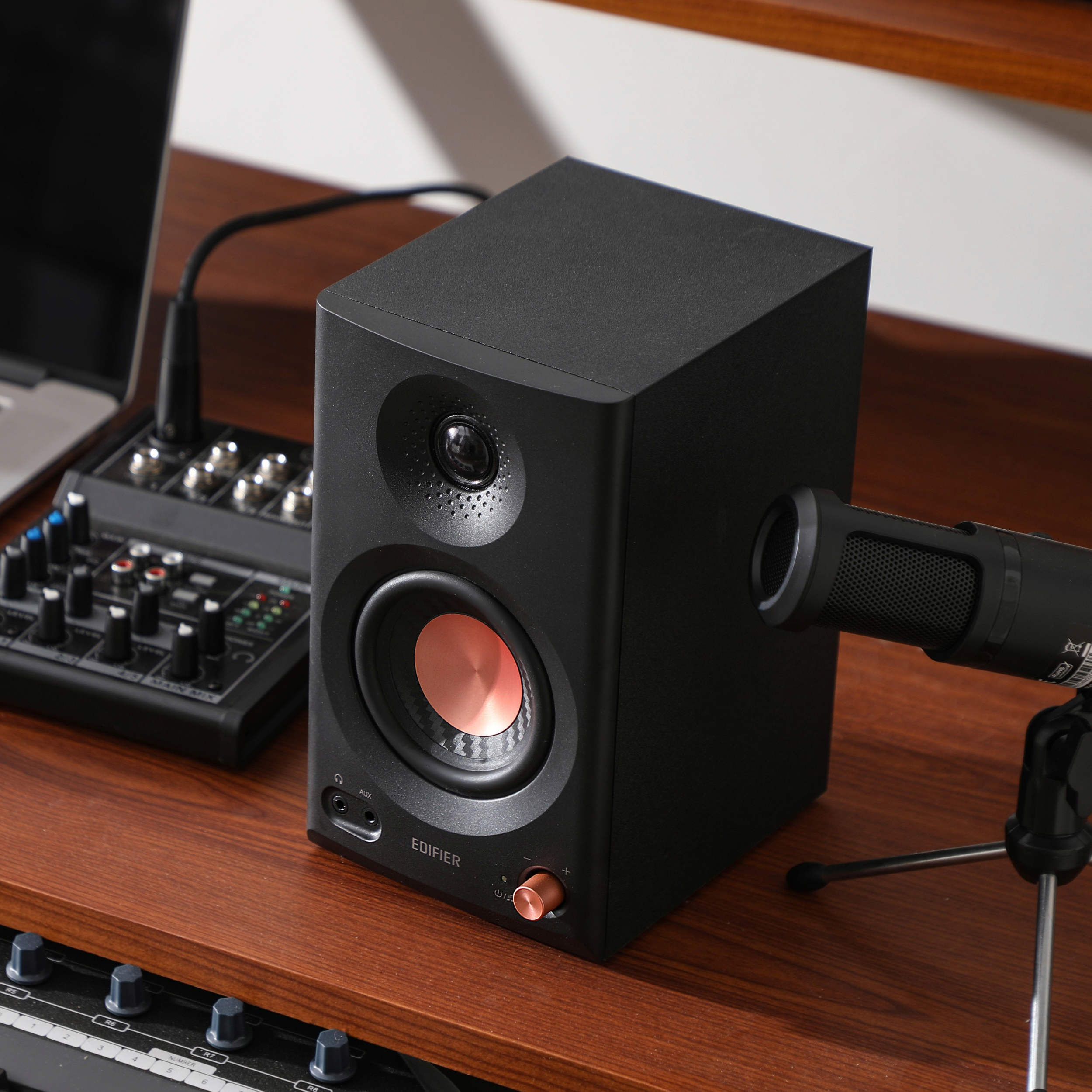 Edifier MR3 Powered Studio Monitor Speakers, Hi-Res Audio Certified Bluetooth V5.4 Active Bookshelf Speakers, 2.0 Computer Speaker with Headphone Output RCA AUX Balanced TRS Input