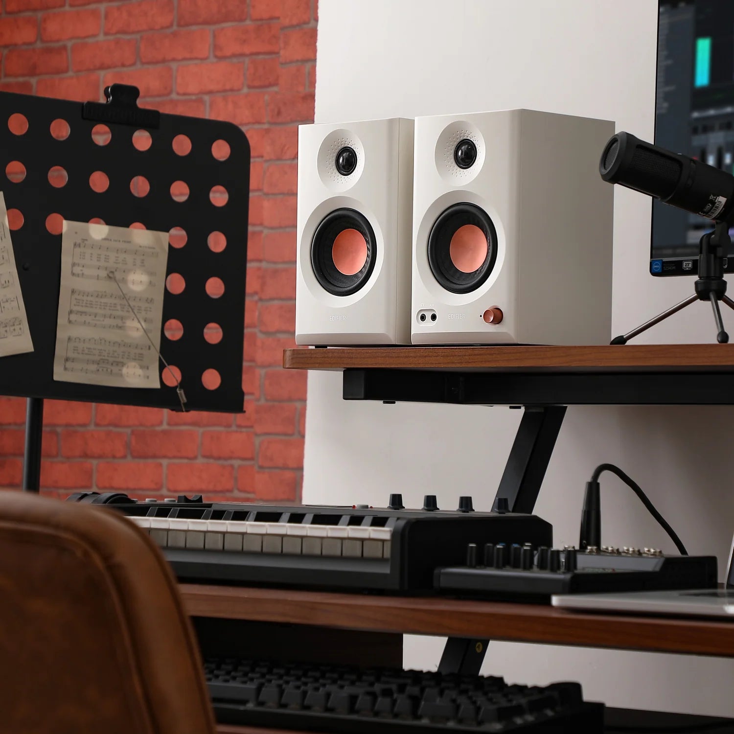 Certified Refurbished MR3 Studio Monitor
