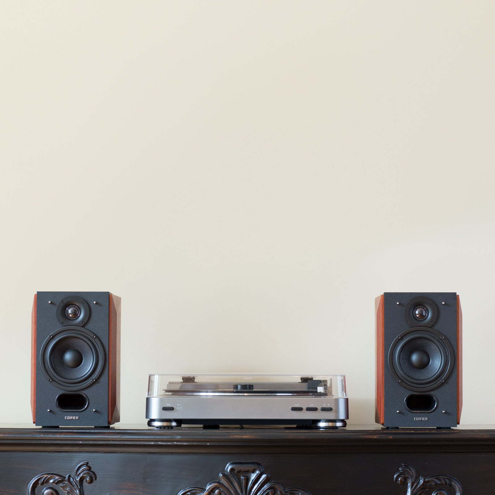 Edifier P17 Passive Bookshelf Speakers - 2-way Speakers with Built-in Wall-Mount Bracket - Perfect for 5.1, 7.1 or 11.1 side / rear surround setup - Pair - Needs amplifier or receiver to operate