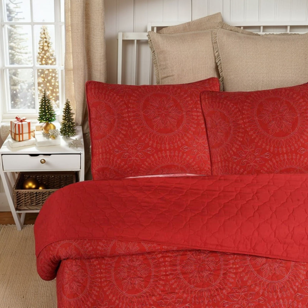 Ensemble de literie matelassée à motif médaillon Marcielo – Housse de couette de Noël (Dessus-de-lit matelassé avec 2 taies d'oreiller pour toutes les saisons) – Rouge
